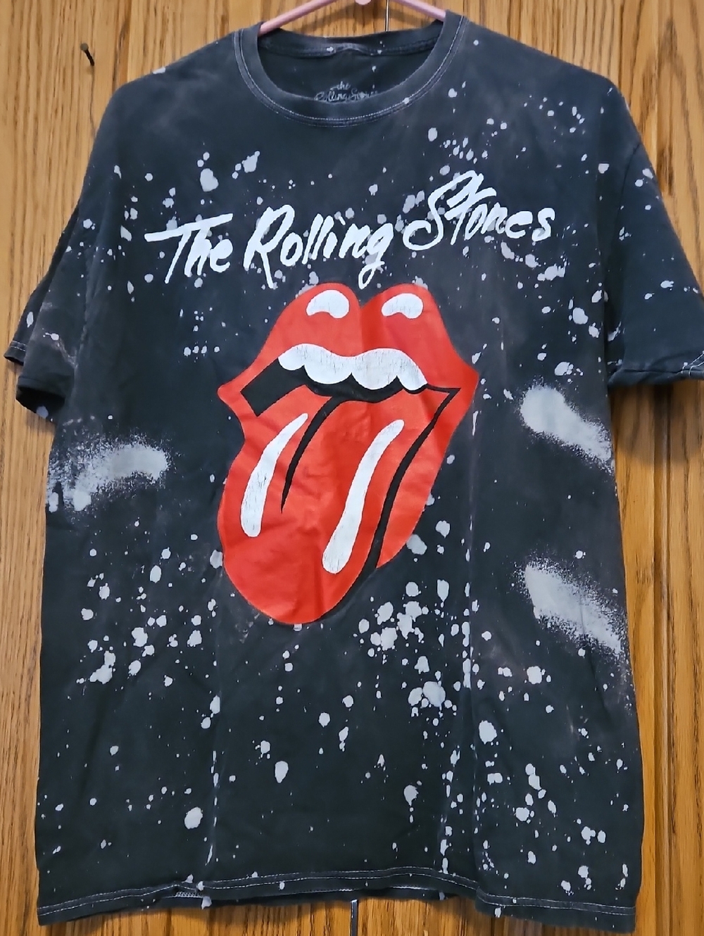The Rolling Stones Splattered Black Tee with Red Tongue Graphic, Size L